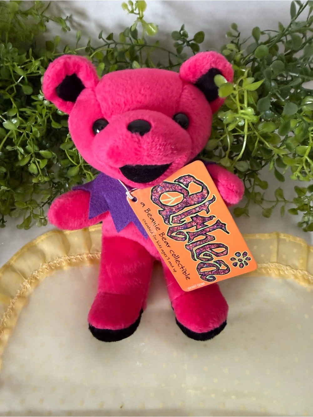 Grateful Dead Beanie Bear Edition 1, Red Rocks character